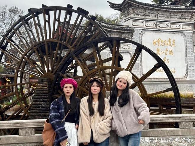 团多少钱四川组团旅游报价费用省钱省心攻略爱游戏(ayx)中国网站四川旅游5天跟