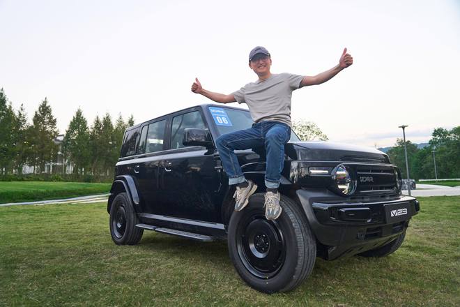V23解锁各种场景下的美爱游戏拍照神器iCAR(图1)