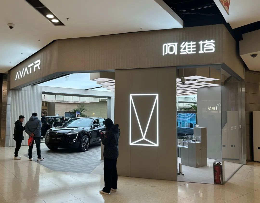 长安朱华荣背水一战充满未知ayx爱游戏app退休前(图2)